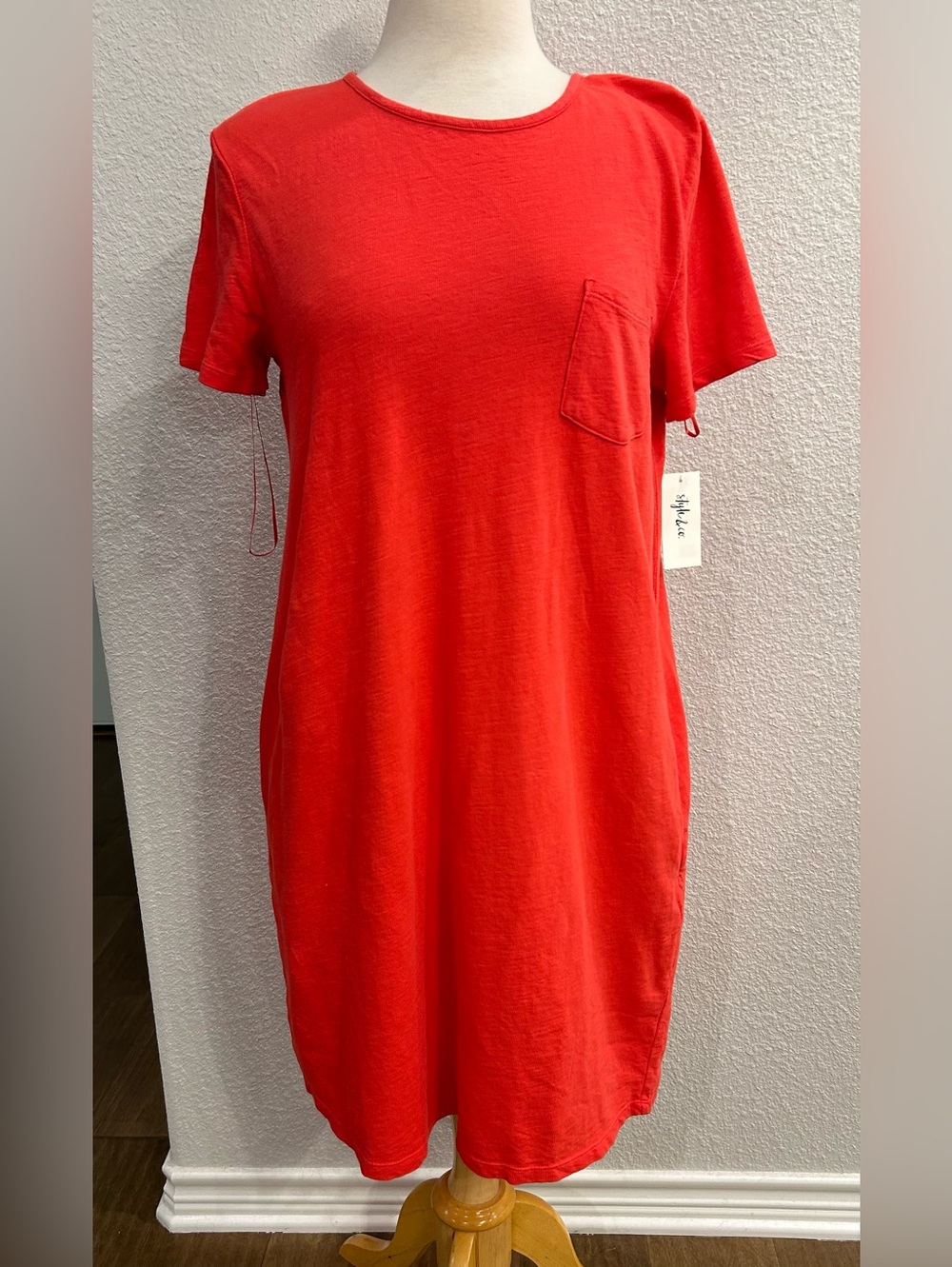 Style & co red tee shirt dress with pockets large
